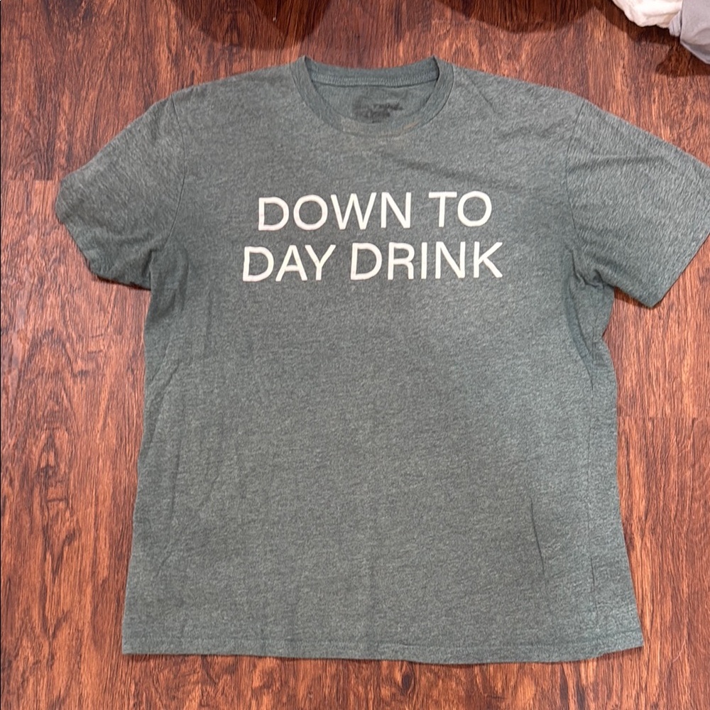 Men's Green Graphic T-Shirt